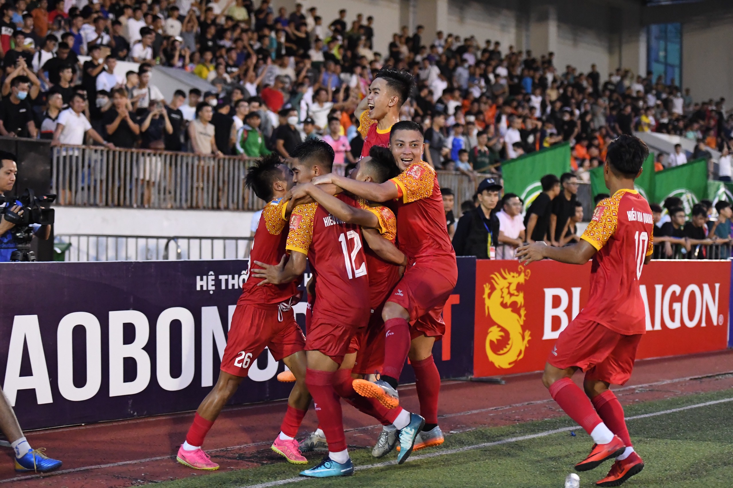 Hiếu Hoa - Quahaco 2-2 Tùng Anh (Pen: 5-3): Màn rượt đuổi kinh điển và tấm vé Chung kết cho đại diện Đà Nẵng